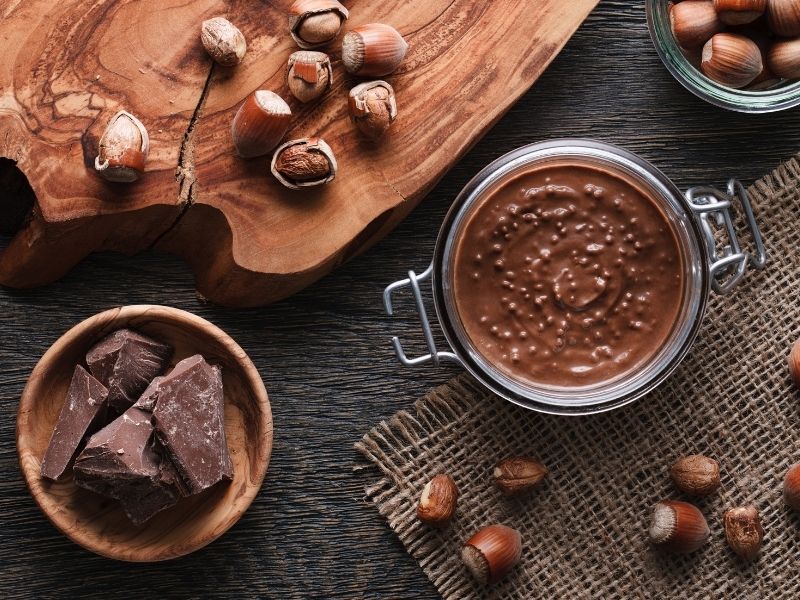 PRALINA CREMA WITH BROKEN HAZELNUTS KENFOOD 1X5kg