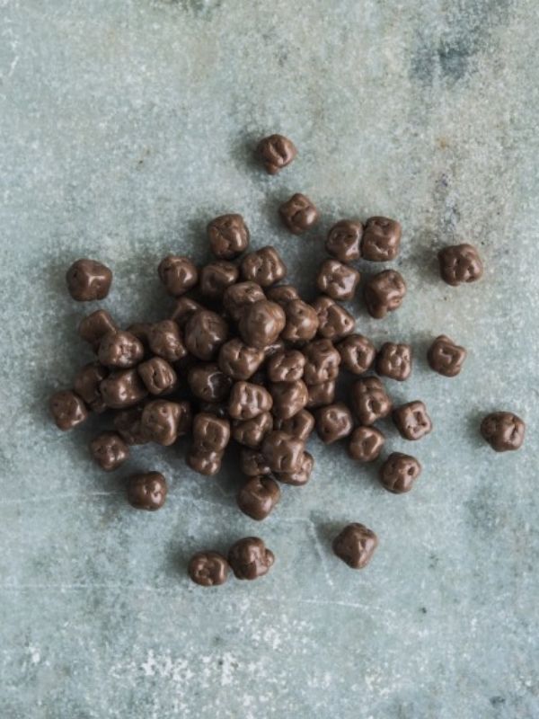 Coconut soft cubes milk chocolate coated (8x8mm)  D'ORSOGNA